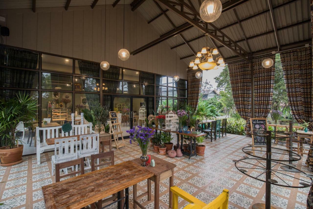 Thanburi Resort Chom Thong Exterior photo