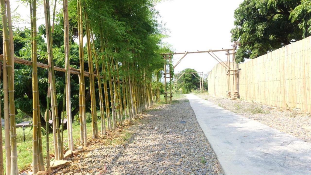 Thanburi Resort Chom Thong Exterior photo